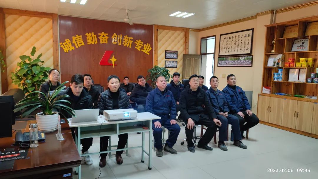 宏胜国际|Home机械组织进建