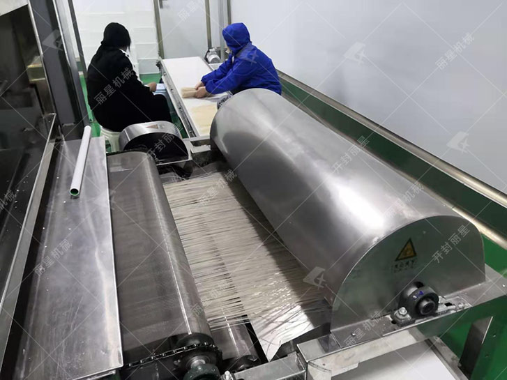 粉丝机设备的价值与哪些成分有关