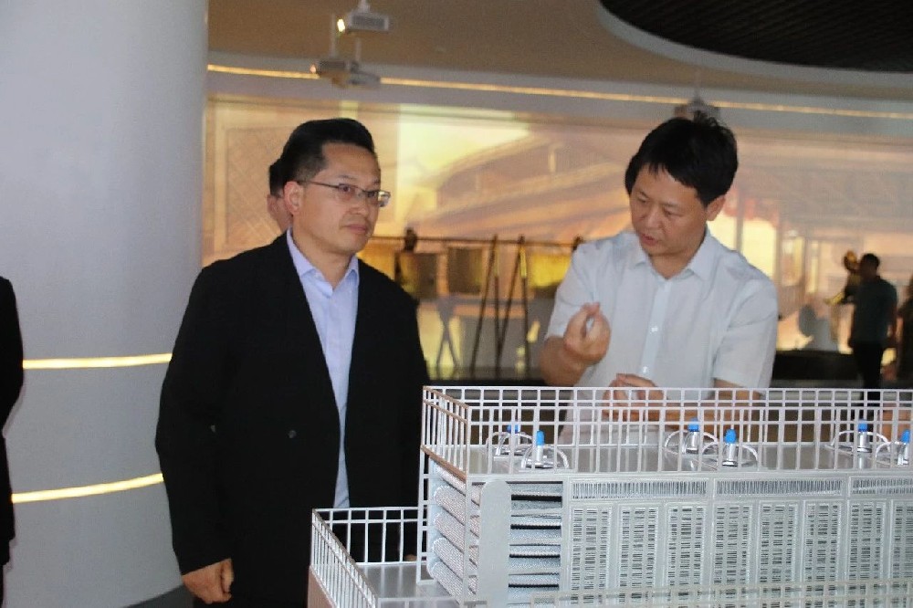 上？蜕痰鞑楣，同谋发展新篇章