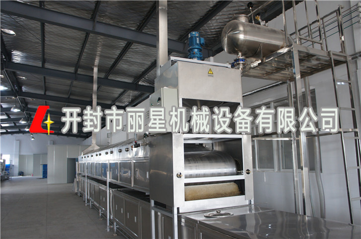 购置红薯粉条机加工设备办粉条厂容易实现吗？