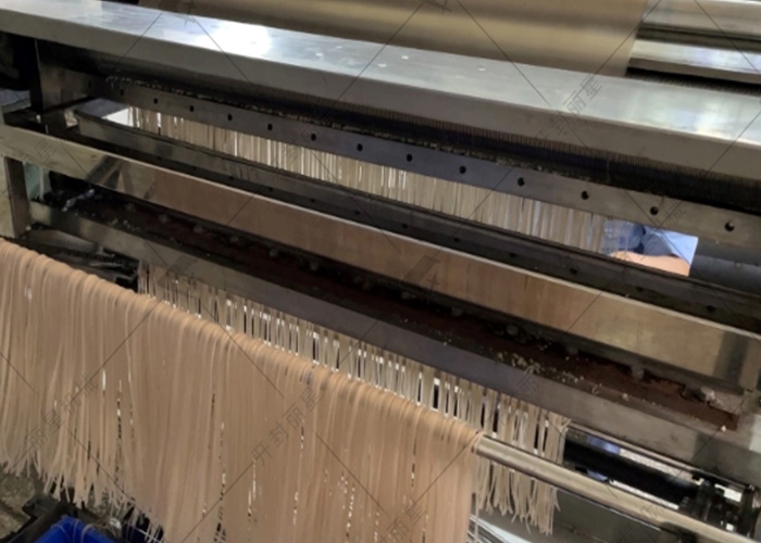 造作红薯粉丝粉条？红薯淀粉加工设备与粉丝粉条机来助你