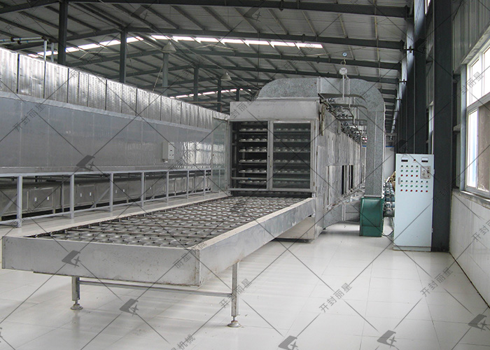 宏胜国际|Home 1.5 吨方便粉丝烘干机设备抵驻马店，实现卸货